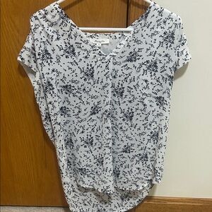 Floral V-Neck Blouse